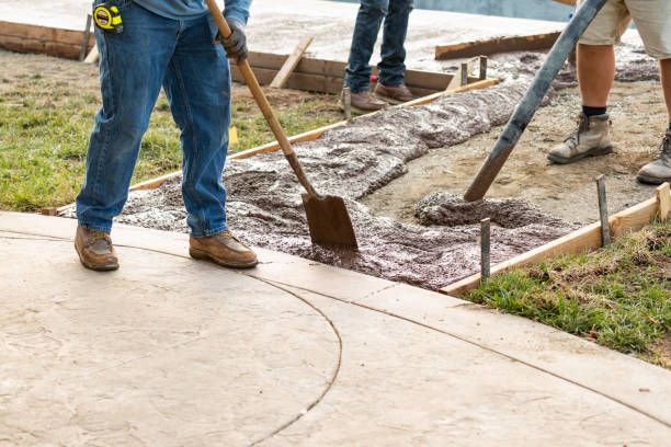 Best Concrete Flooring Contractor  in Northlakes, NC